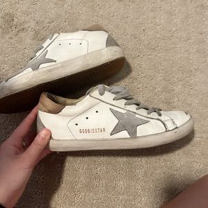Golden Goose Super Star size 36